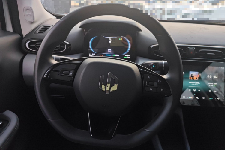 零跑汽车 零跑T03 2021款 400微糖版中控内饰13