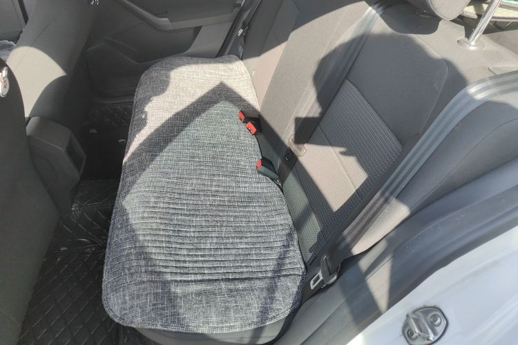 大众 朗逸 2017款 1.6L 自动风尚版中控内饰21