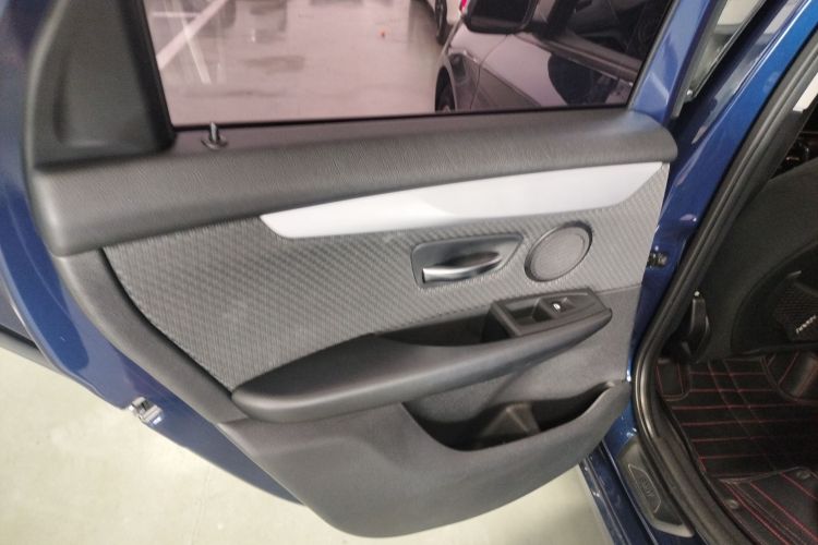 宝马2系旅行车 2016款 218i 领先型中控内饰7004