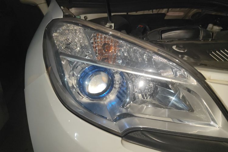 别克 昂科拉 2013款 1.4T 自动两驱精英型车身外观6006