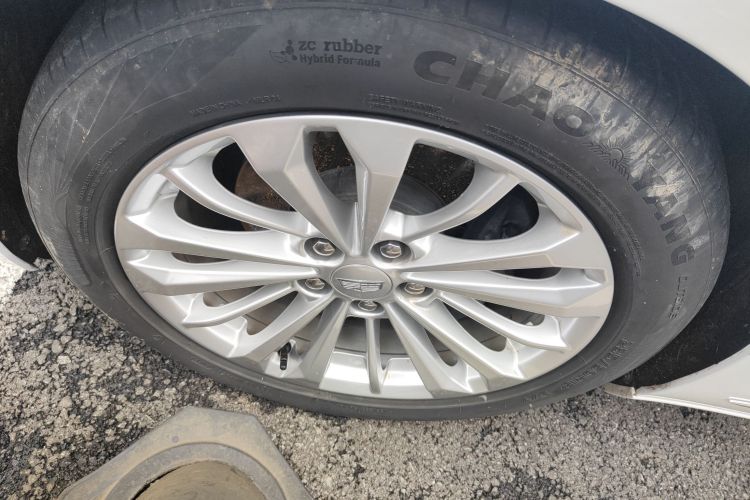 凯迪拉克CT6 2017款 28T 豪华型车身外观6007