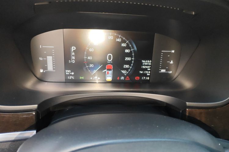 沃尔沃S90 2018款 T5 智远版中控内饰15