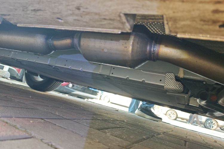 比亚迪 秦PLUS 2024款 荣耀版 DM-i 55KM领先型局部细节9001