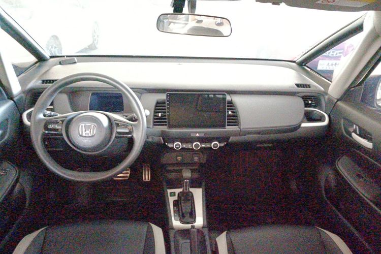 本田 飞度 2023款 1.5L CVT潮跑版中控内饰12