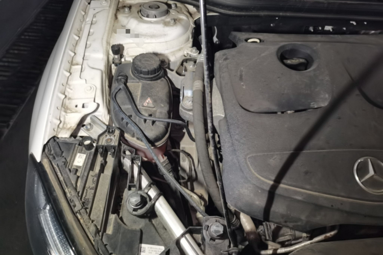 奔驰GLA 2019款 GLA 200 时尚型局部细节9006