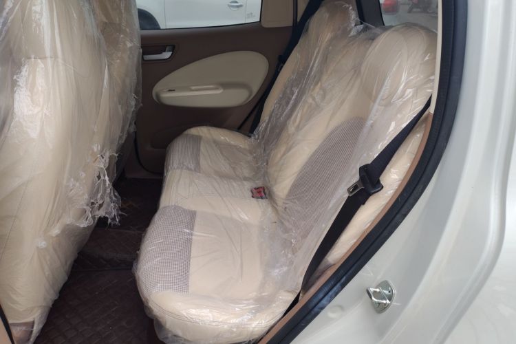 五菱汽车 宏光MINIEV 2025款 四门版 进阶款中控内饰21