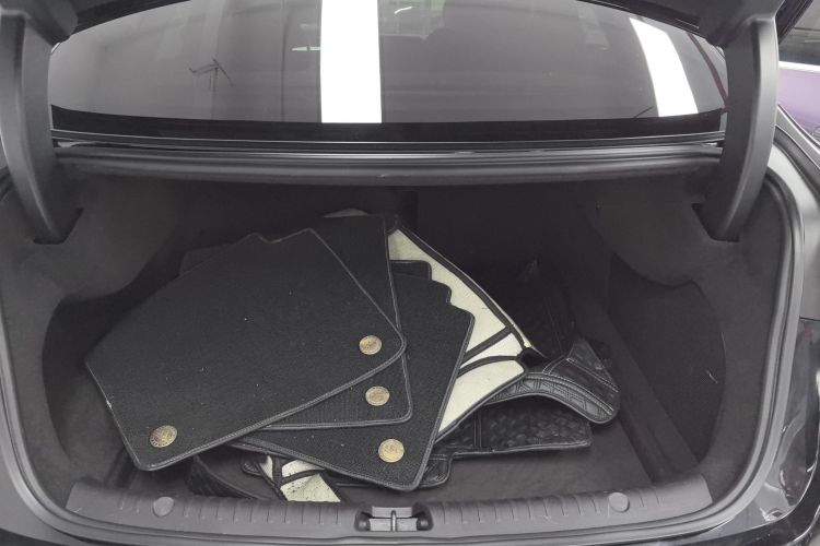 比亚迪 汉 2022款 EV 创世版 715KM前驱旗舰型局部细节23