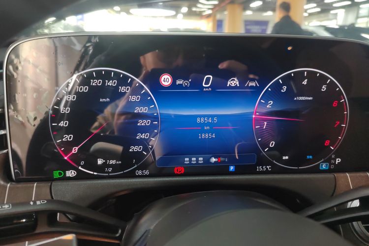 奔驰E级 2025款 E 300 L 时尚型中控内饰14