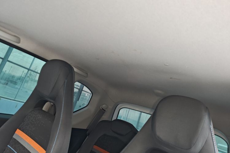 五菱汽车 宏光MINIEV 2020款 自在款 磷酸铁锂中控内饰22