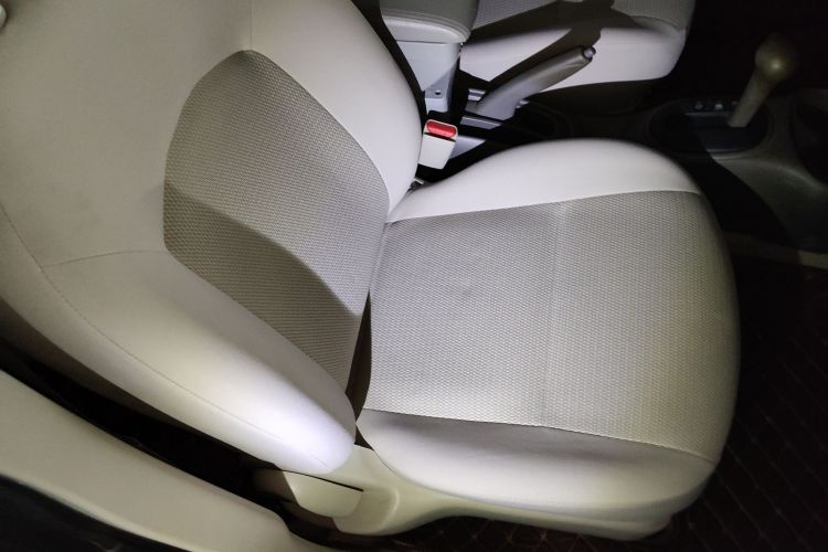 日产 阳光 2015款 1.5XE CVT舒适版局部细节41