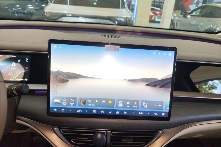 腾势D9 2022款 DM-i 970 四驱旗舰型局部细节16