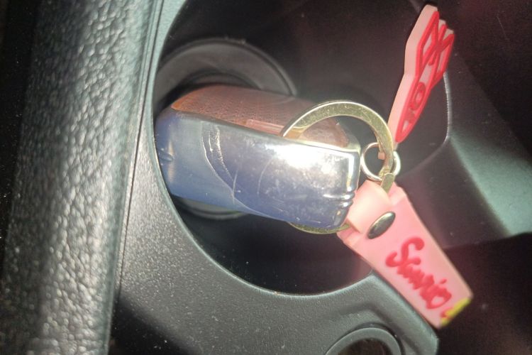 宝马2系旅行车 2016款 218i 运动设计套装中控内饰11