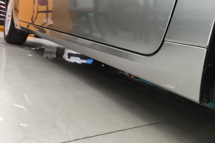 雷克萨斯ES 2015款 200 精英版局部细节9001