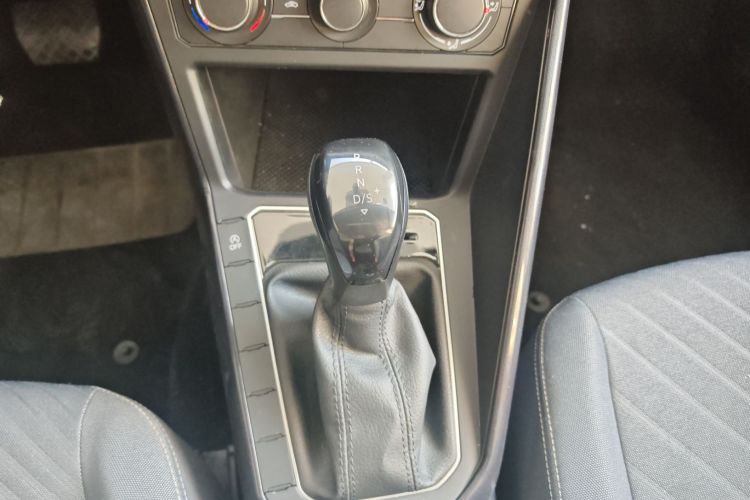 大众 朗逸 2023款 新锐 1.5L 自动新逸版中控内饰18