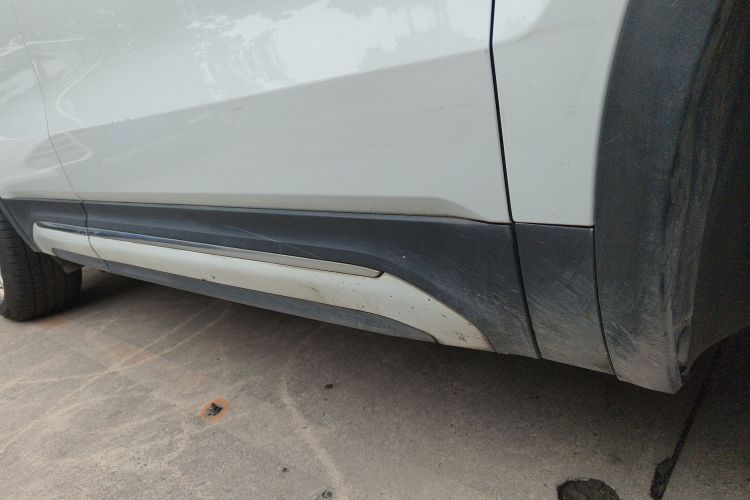 领克01 2017款 2.0T 两驱型Pro版局部细节9001