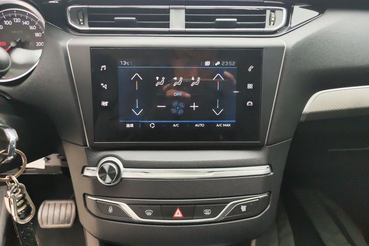标致408 2020款 230THP 十周年质臻版中控内饰16