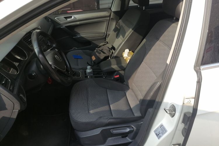 大众 高尔夫 2018款 1.6L 自动舒适型局部细节19