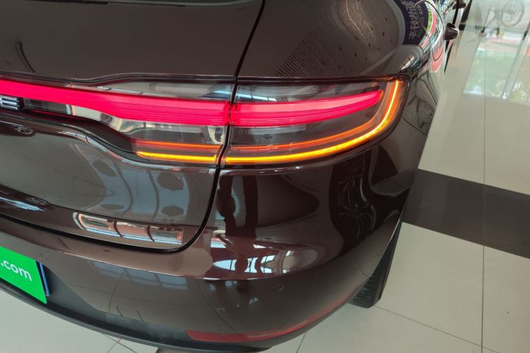 保时捷 2018款 Macan 2.0T车身外观9