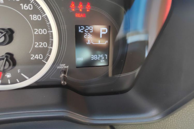 丰田 雷凌 2021款 TNGA 1.5L CVT进取版中控内饰15