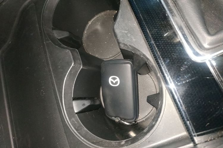 马自达3 昂克赛拉 2022款 2.0L 自动质睿版中控内饰7001