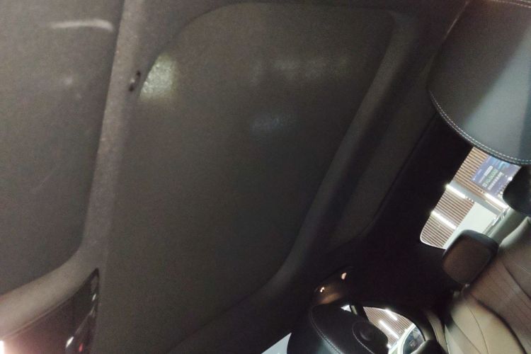 奔驰E级(进口) 2022款 E 260 时尚型运动版中控内饰22