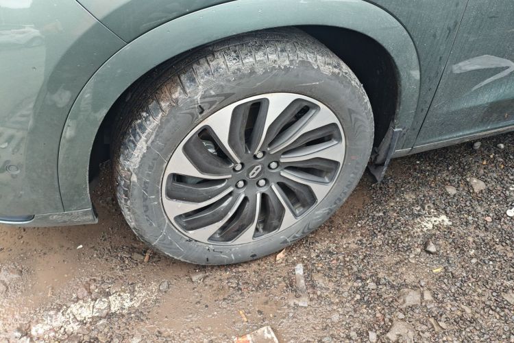 鸿蒙智行 问界M7 2022款 1.5T 后驱舒适版车身外观6007