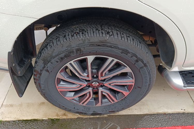 日产 途达 2020款 2.5L XL Upper 4WD 自动四驱豪华版车身外观56