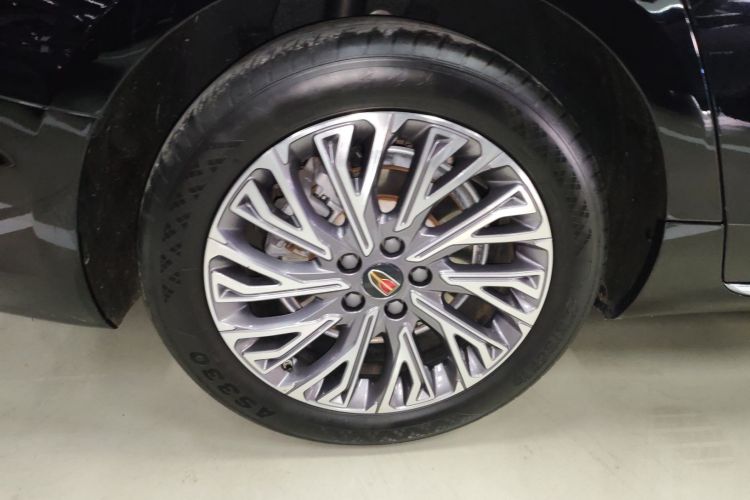 红旗H5 2023款 2.0T 自动智联旗畅版车身外观6008