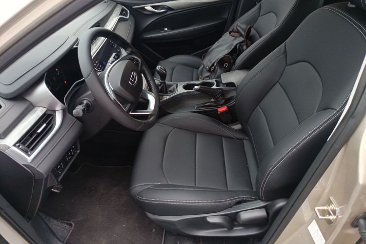 吉利汽车 帝豪 2019款 领军版 1.5L 手动向上亚运版 国VI局部细节19