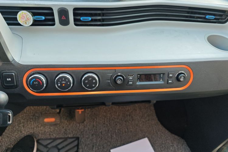 五菱汽车 宏光MINIEV 2020款 悦享款 磷酸铁锂中控内饰16