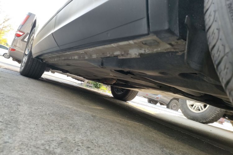 大众 途观L 2023款 330TSI 自动两驱舒享版局部细节9002