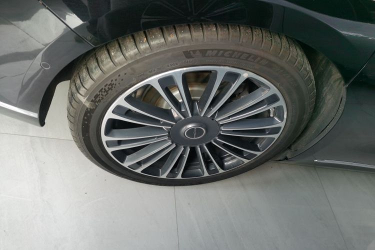 鸿蒙智行 享界S9 2024款 纯电 Ultra 四驱旗舰版车身外观6008