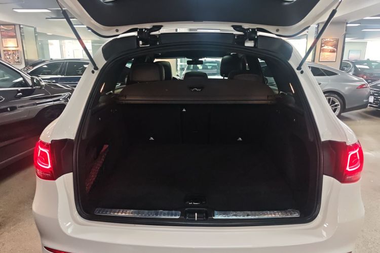 奔驰GLC 2020款 GLC 260 L 4MATIC 豪华型中控内饰23