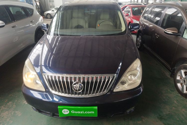 别克GL8 2014款 2.4L 经典版车身外观2