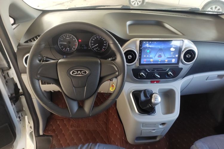 江淮瑞风 瑞风M3 2019款 创客版 1.8L 豪华型中控内饰7002