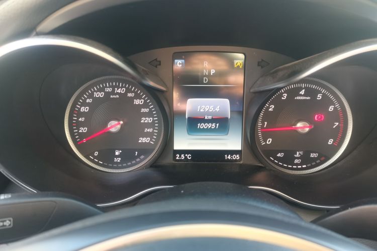 奔驰C级 2017款 改款 C 200 L中控内饰14