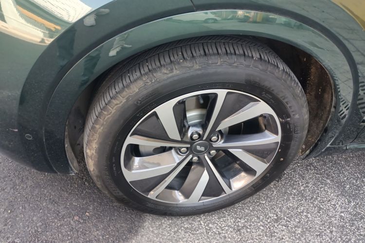 理想汽车 理想ONE 2021款 增程6座版车身外观6007