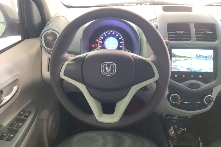 长安欧尚 奔奔E-Star 2021款 国民版 多彩款 磷酸铁锂（31.86kWh）中控内饰13