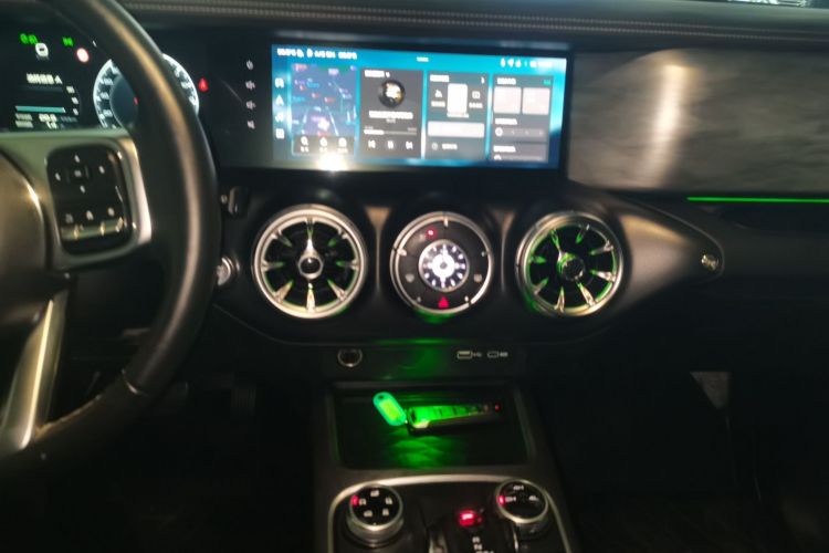 坦克300 2021款 越野版 2.0T 挑战者局部细节16