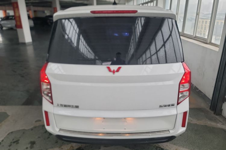 五菱汽车 五菱征程 2021款 1.5T 手动豪华型车身外观6