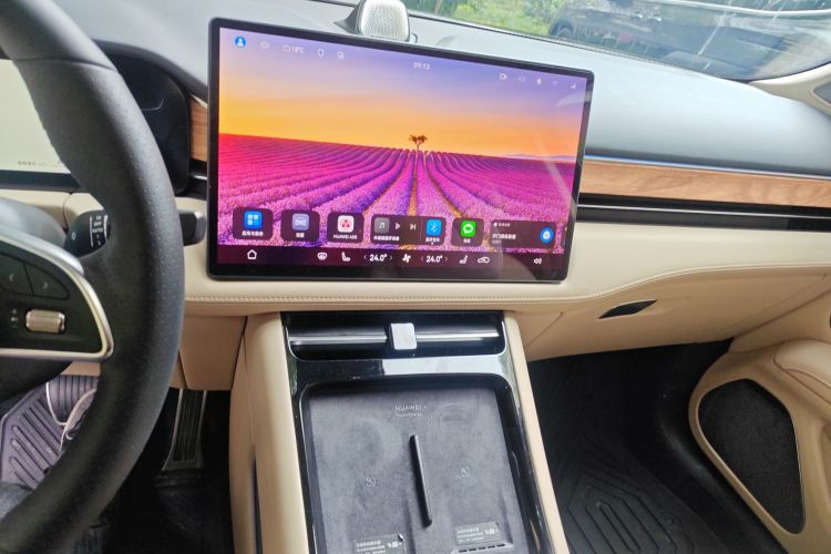 鸿蒙智行 问界M5 2023款 增程四驱智驾版中控内饰16