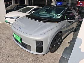 理想汽车 理想i6 2025款 两驱标准型