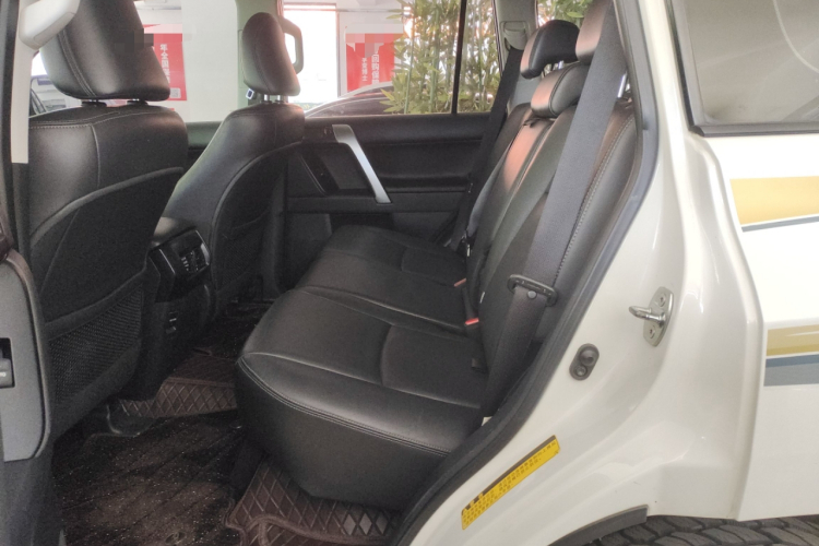 丰田 普拉多 2016款 2.7L 自动标准版中控内饰21