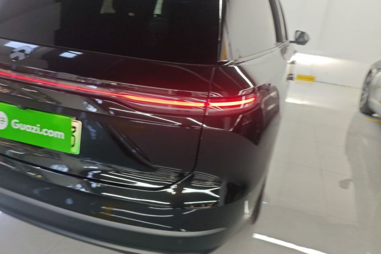 蔚来ES8 2023款 100kWh车身外观6006