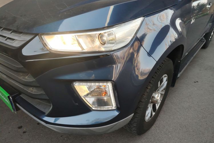 五十铃 TAGA达咖H 2021款 3.0T柴油手动四驱超值版长轴距4KH1CT6H1局部细节36