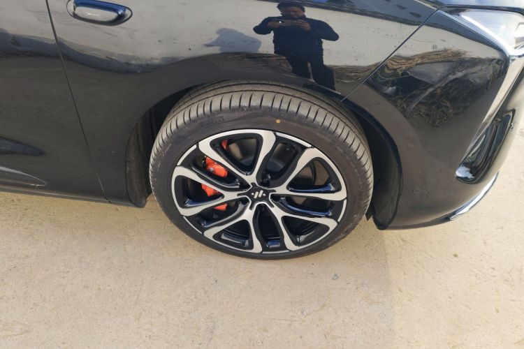 智己汽车 智己LS6 2026款 纯电 Max车身外观10