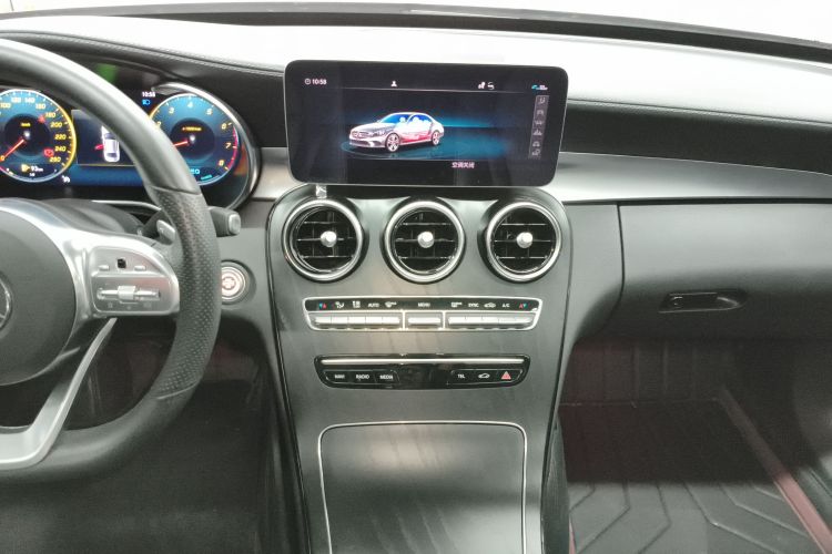奔驰C级 2021款 C 260 L 运动版中控内饰16