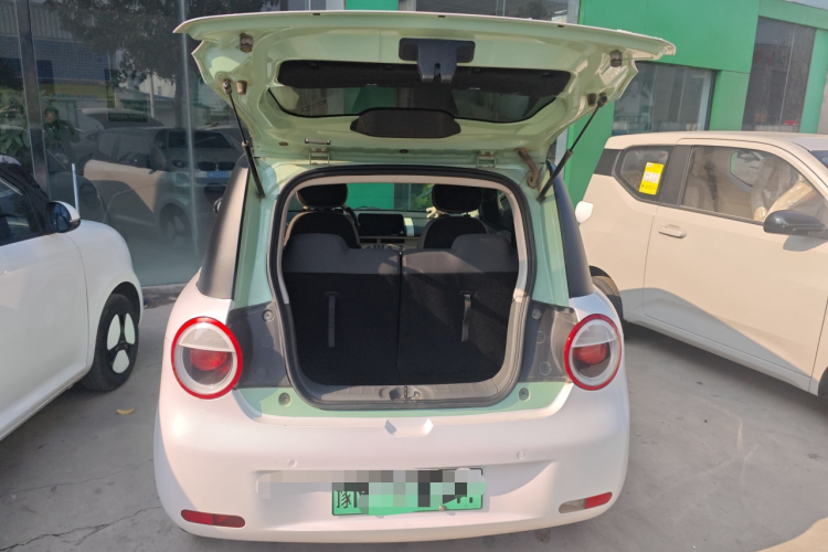 长安启源 长安Lumin 2022款 210km 香甜款机舱底盘23