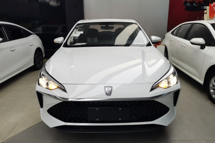 荣威i5 2023款 1.5L CVT豪华版车身外观2