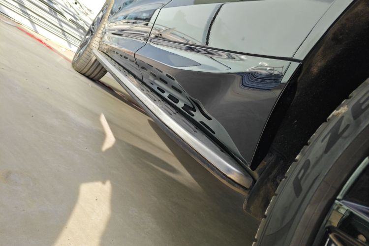 沃尔沃XC60新能源 2026款 插电式混动 长续航四驱智远极夜黑版局部细节9002